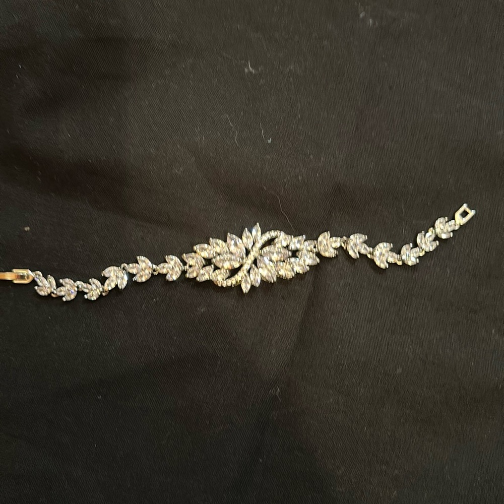 Crystal bracelet